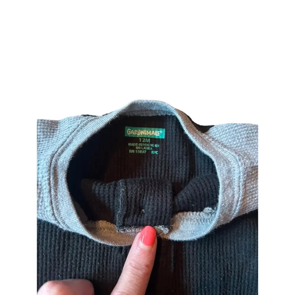 Garanimals Black & Gray Waffleknit One Peice Size 12 M
